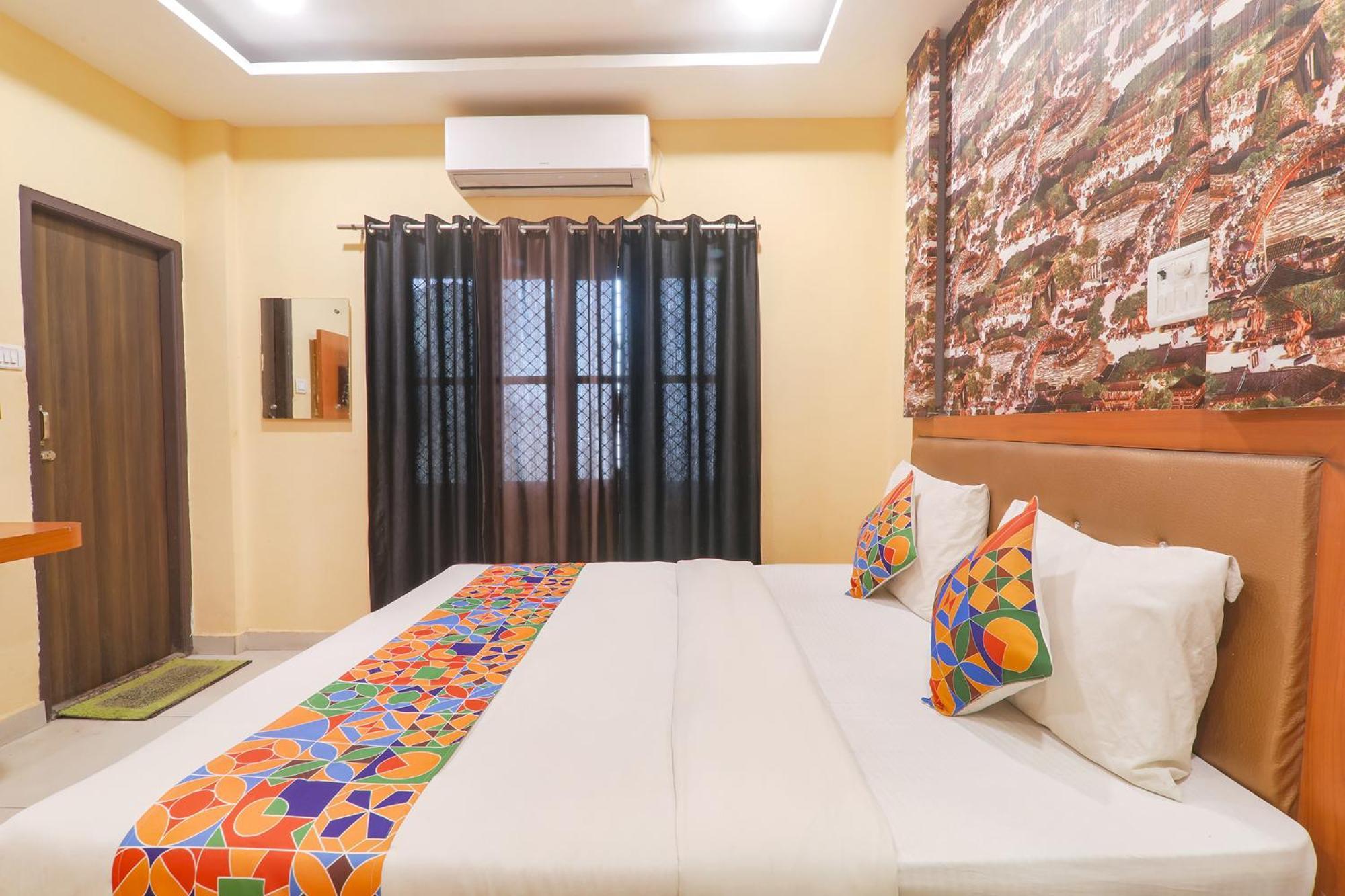 Fabhotel Swarn Banquet Kakarmatha Exteriér fotografie