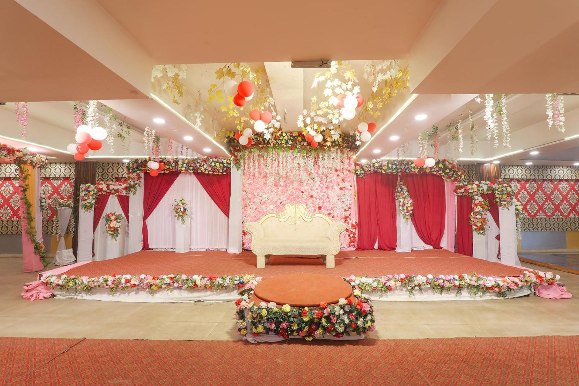 Fabhotel Swarn Banquet Kakarmatha Exteriér fotografie